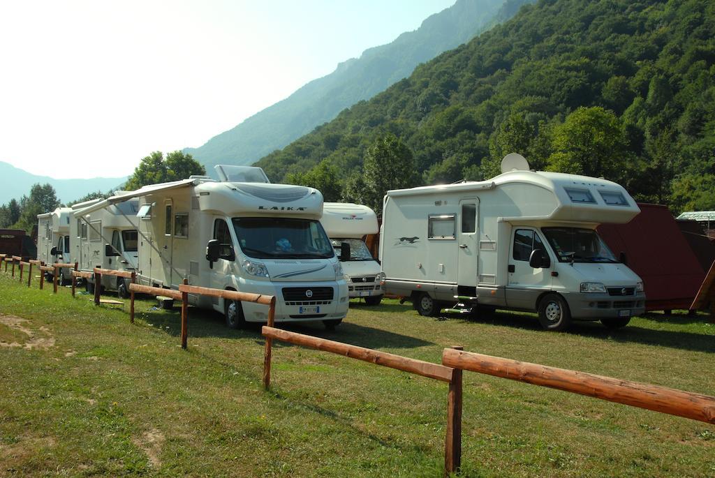 Rafting Center Drina Tara Hotell Bastasi Exteriör bild